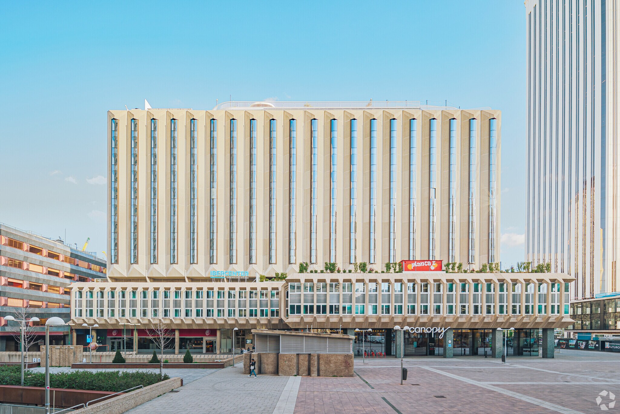 Plaza de Carlos Trías Bertrán, 4, Madrid, Madrid à louer Photo principale– Image 1 sur 12