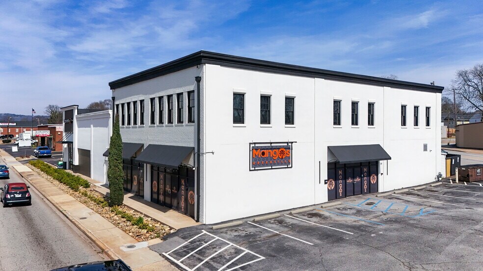 110-112 Poinsett Hwy, Greenville, SC à vendre - Photo principale – Image 1 sur 10