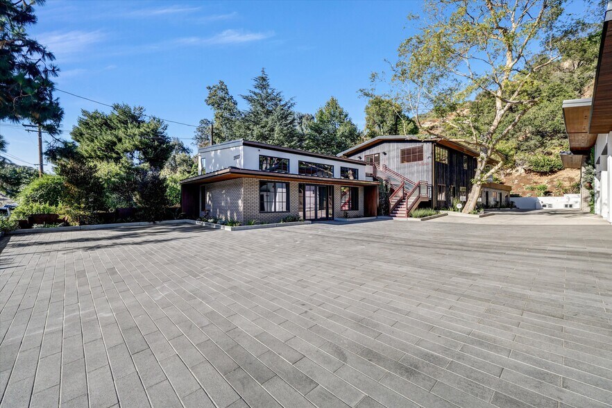 21024 Laguna Canyon Rd, Laguna Beach, CA à louer - Photo de l’immeuble – Image 1 sur 49