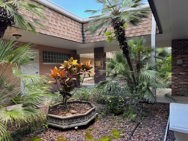 500 Memorial Cir, Ormond Beach, FL à vendre - Photo de l’immeuble – Image 2 sur 24