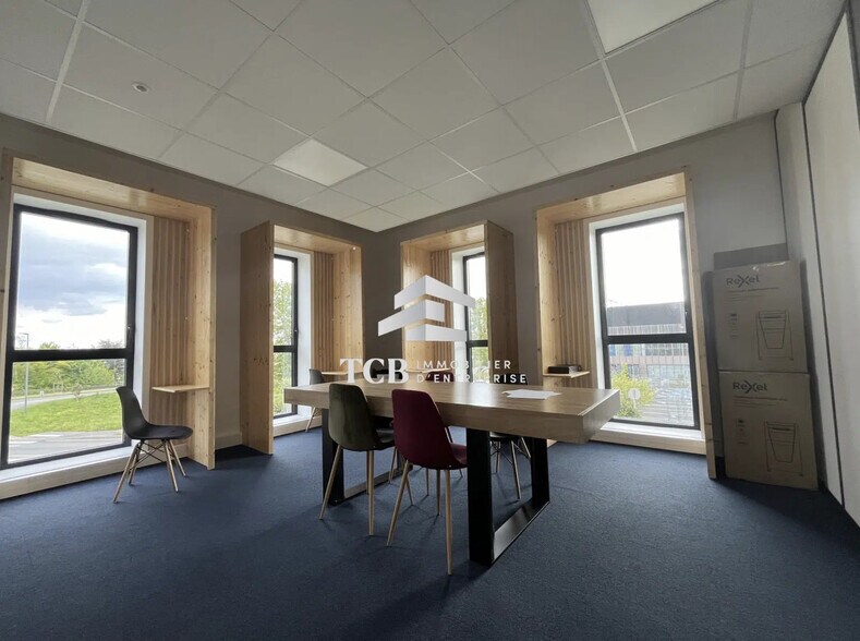 Bureau dans Treillières à vendre - Photo intérieure – Image 2 sur 9