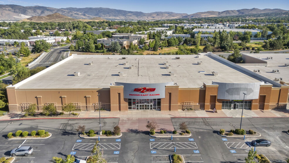 6895 Sierra Center Pky, Reno, NV à louer - Photo de l’immeuble – Image 3 sur 27