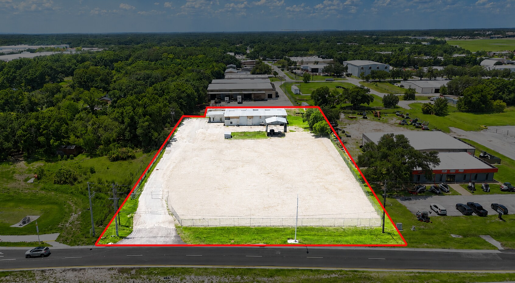 2702 Drane Field Rd, Lakeland, FL à louer Photo de l’immeuble– Image 1 sur 15