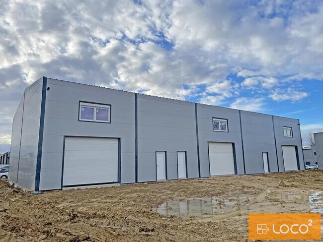 Plus de détails pour Rue Serge Granié, Grisolles - Local d'activités à louer