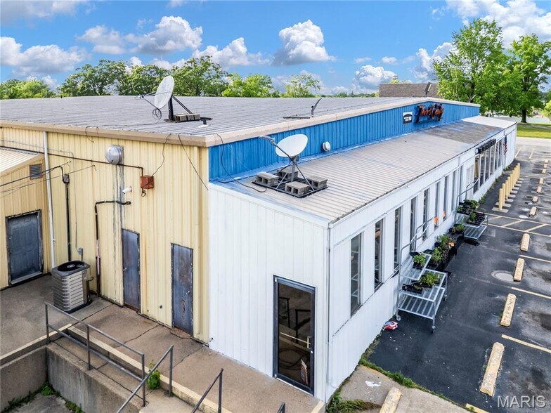 500 S Commercial St, Crocker, MO à vendre - Photo de l’immeuble – Image 2 sur 10