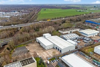 Plus de détails pour 23 Kingsland Grange, Warrington - Industriel/Logistique à louer