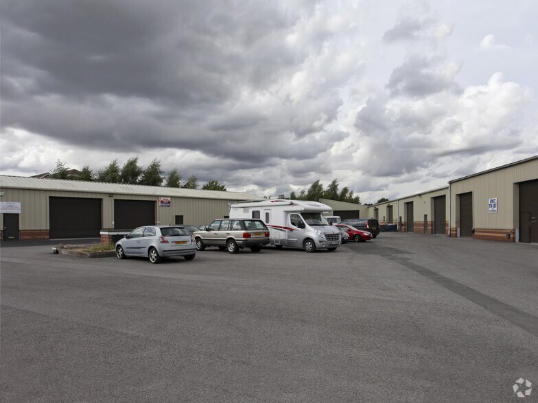 Station Rd, Doncaster à louer - Photo de l’immeuble – Image 3 sur 4