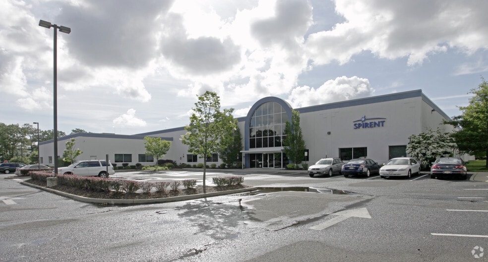 541 Industrial Way W, Eatontown, NJ à louer - Photo principale – Image 1 sur 10