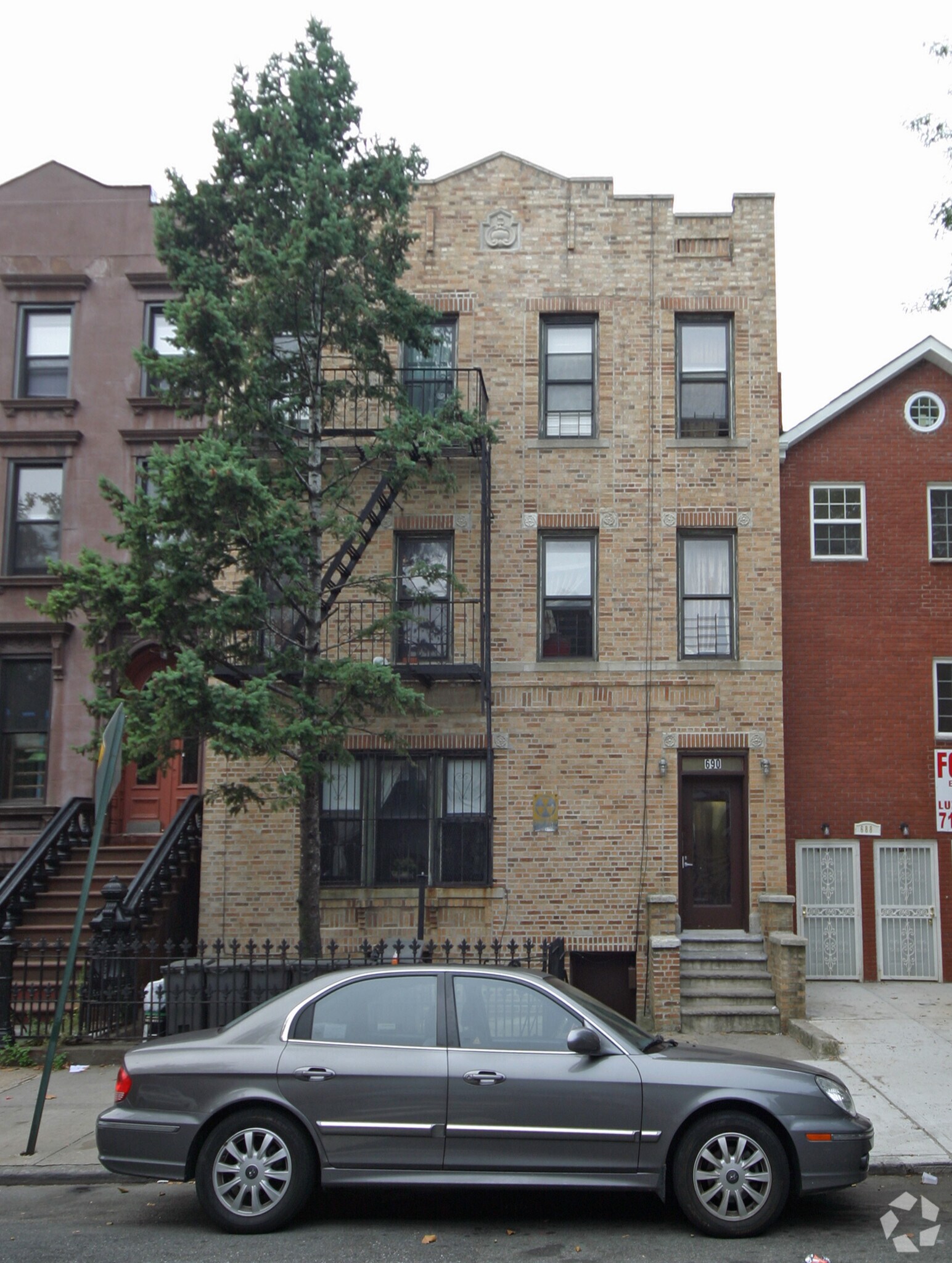 690 Monroe St, Brooklyn, NY à vendre Photo principale– Image 1 sur 12