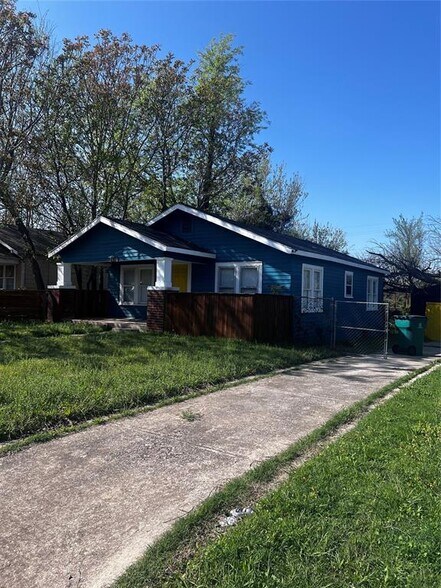 Package of Properties for sale portefeuille de 5 biens à vendre sur LoopNet.fr - Photo de l’immeuble – Image 1 sur 5