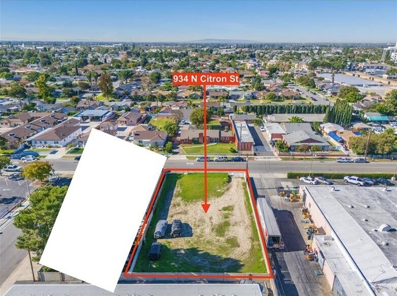 934 N Citron St, Anaheim, CA à vendre - Aérien – Image 2 sur 14