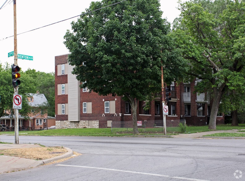 2701-2703 Benton Blvd, Kansas City, MO à vendre - Photo de l’immeuble – Image 3 sur 4