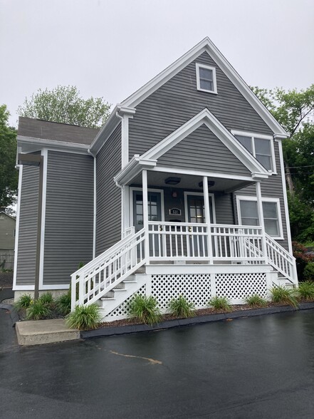 531-535 W Main St, Norwich, CT à vendre - Photo de l’immeuble – Image 2 sur 19