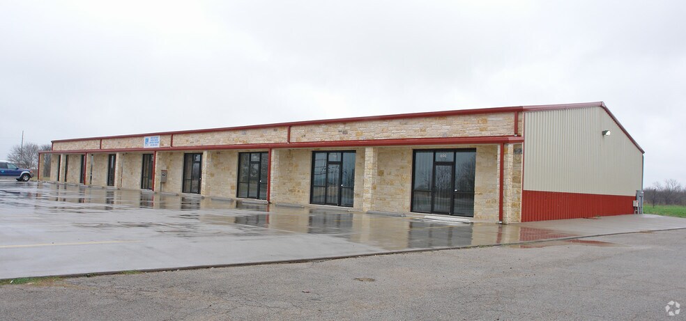 1612 Weatherford Hwy, Granbury, TX à louer - Photo de l’immeuble – Image 1 sur 6