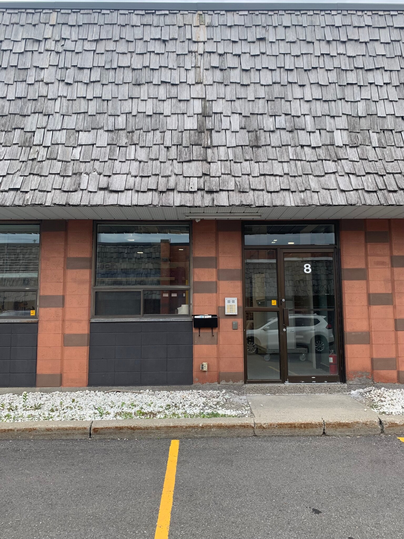 740 Industrial Ave, Ottawa, ON à louer Photo de l’immeuble– Image 1 sur 6