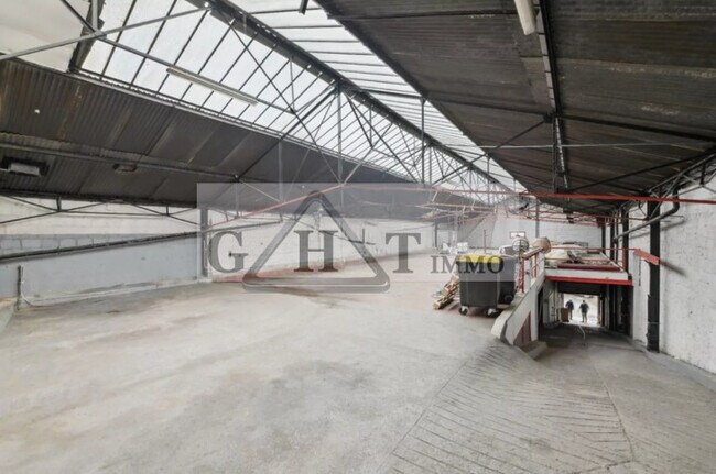 Plus de détails pour Industriel/Logistique à vendre