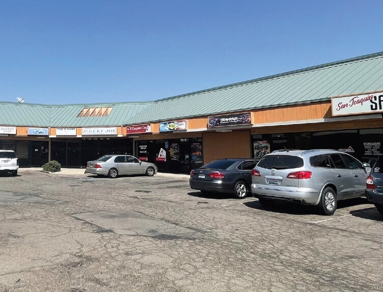 9910 Rosedale Hwy, Bakersfield, CA à louer - Photo de l’immeuble – Image 2 sur 5