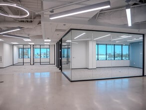 18201 Von Karman Ave, Irvine, CA à louer Photo intérieure– Image 2 sur 5