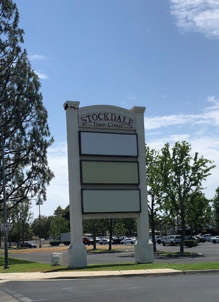 3570 Stine Rd, Bakersfield, CA à louer - Autre – Image 2 sur 3
