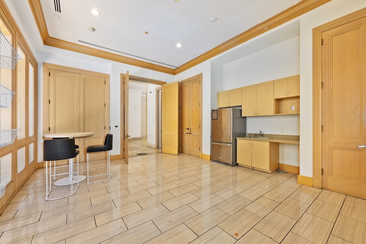 12575 Beatrice St, Los Angeles, CA à louer Photo intérieure– Image 1 sur 4