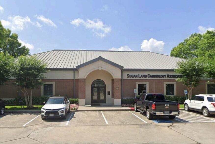 3527 Town Center Blvd, Sugar Land, TX à louer - Photo de l’immeuble – Image 1 sur 5