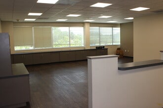 3550 University Blvd S, Jacksonville, FL à louer Photo intérieure– Image 2 sur 12
