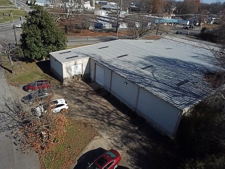 600 S Plum St, Pine Bluff, AR à vendre - Photo de l’immeuble – Image 2 sur 6