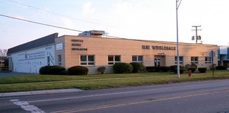 Plus de détails pour 1640-1700 E Nine Mile Rd, Ferndale, MI - Industriel/Logistique à vendre