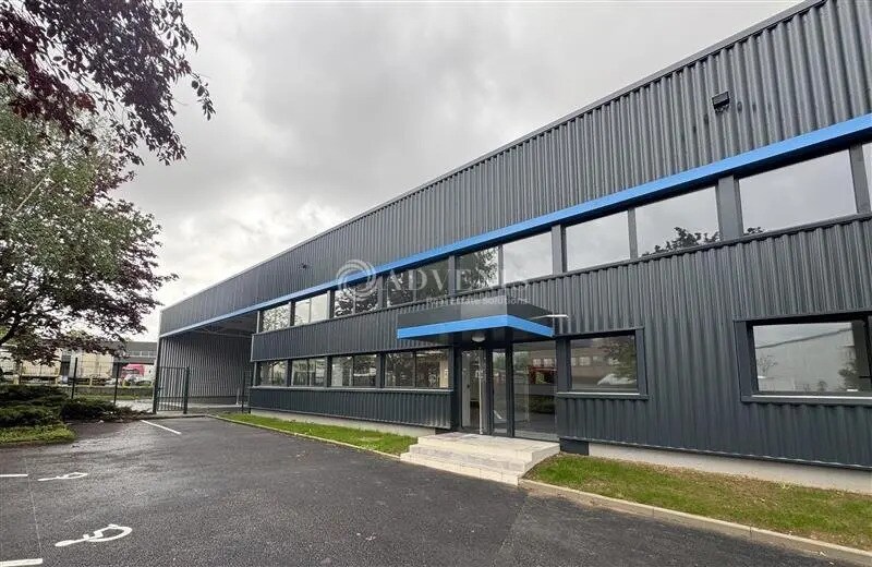 Industriel/Logistique dans Le Blanc-Mesnil à louer - Photo de l’immeuble – Image 2 sur 12