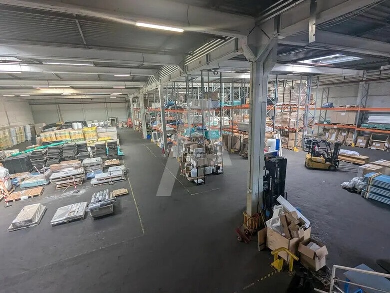 Industriel/Logistique dans Courtaboeuf à louer - Photo de l’immeuble – Image 1 sur 7