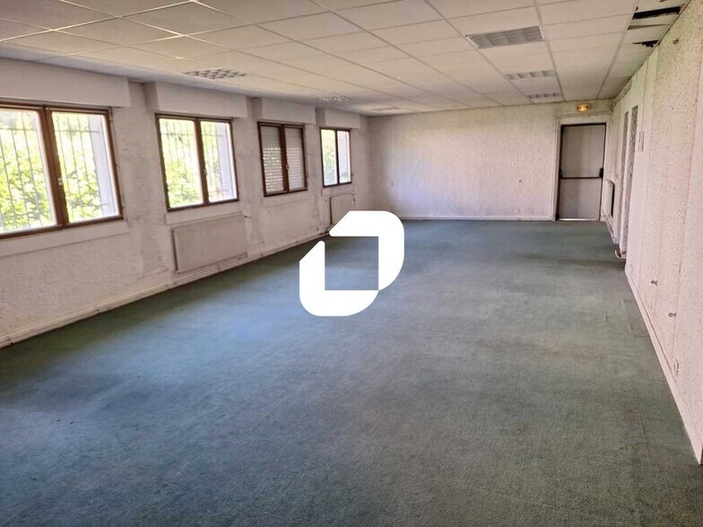 Bureau dans Floirac à vendre - Photo intérieure – Image 1 sur 9