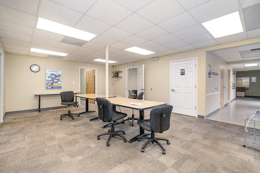 110-128 Armstrong St, Gastonia, NC à vendre - Photo intérieure – Image 3 sur 8