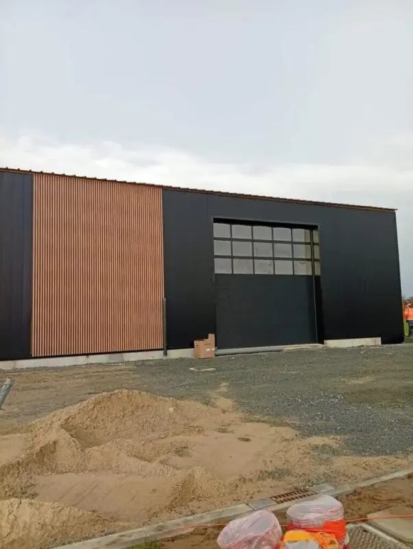 Plus de détails pour Local d'activités à louer