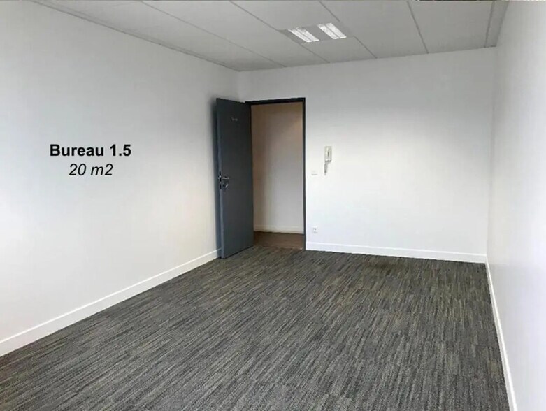 24 Rue Des Carriers Italiens, Grigny à louer - Photo intérieure – Image 3 sur 8