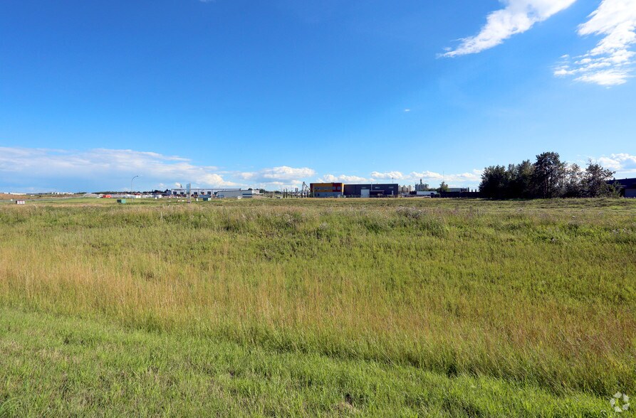 26324 Township Road 531A, Parkland County, AB à vendre - Photo de l’immeuble – Image 2 sur 5