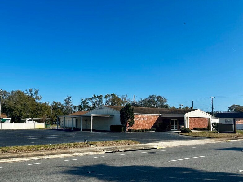 6767 Seminole Blvd, Seminole, FL à vendre - Photo principale – Image 1 sur 10