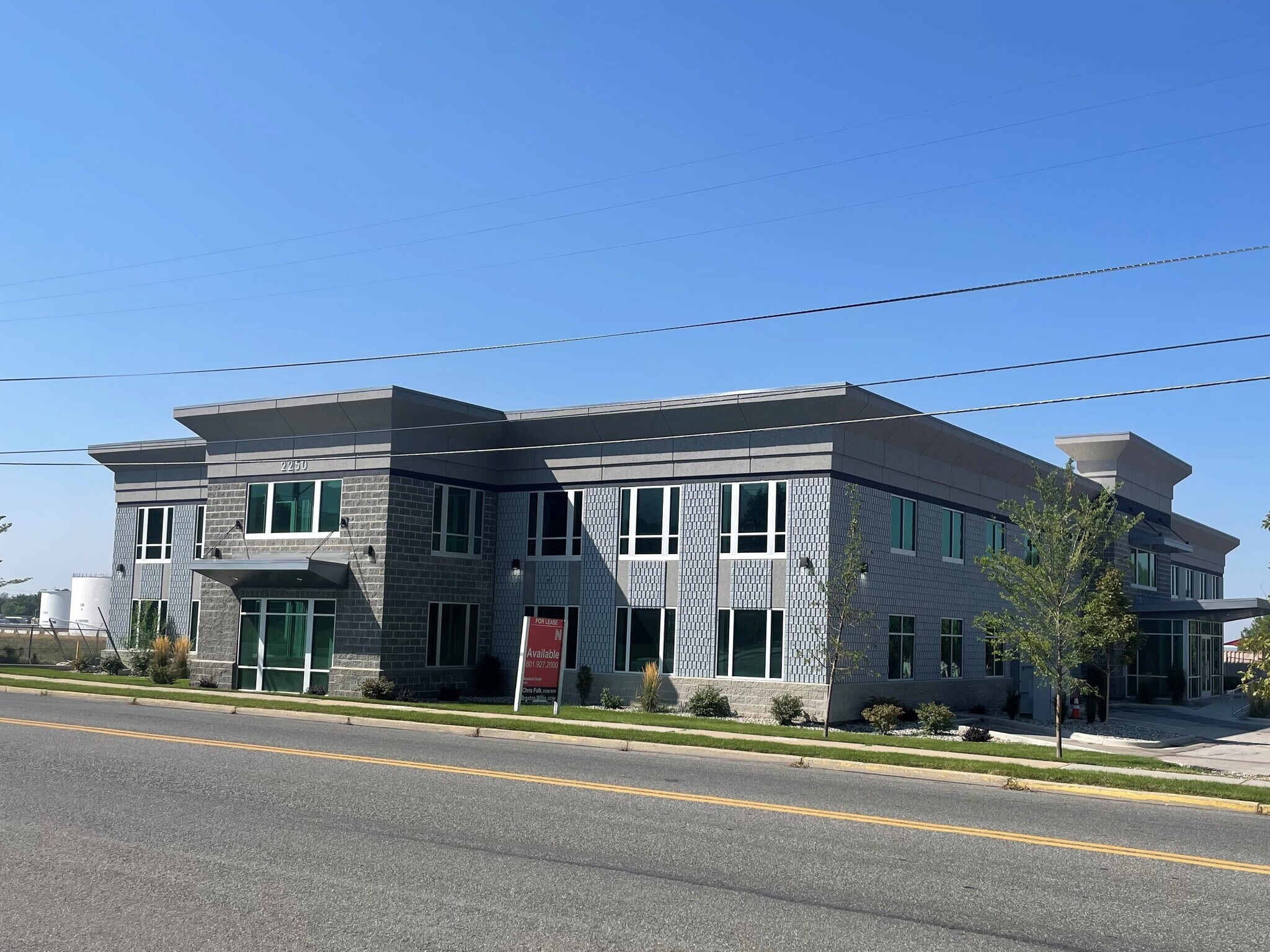 2250 S 800 W, Woods Cross, UT à vendre Photo principale– Image 1 sur 4
