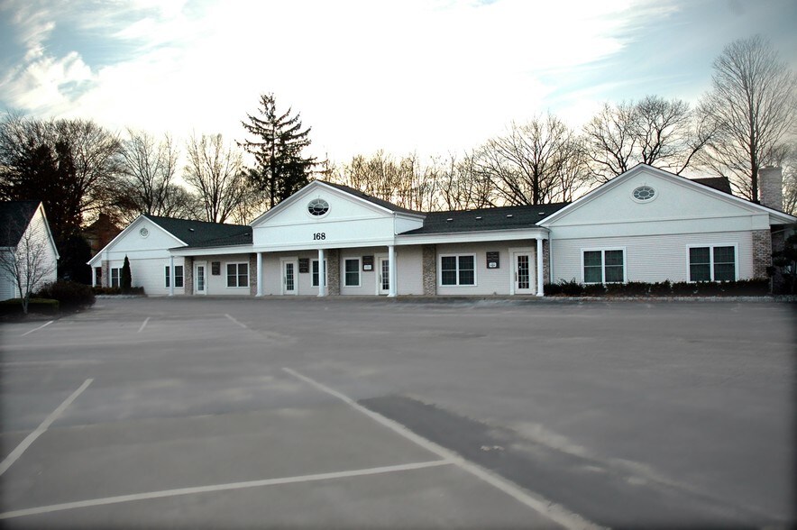 168 Boston Post Rd, Madison, CT à vendre - Photo de l’immeuble – Image 2 sur 10