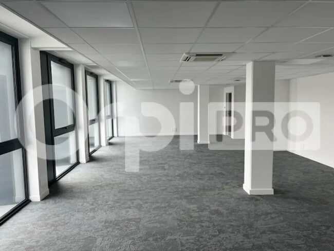 Plus de détails pour Bureau à vendre