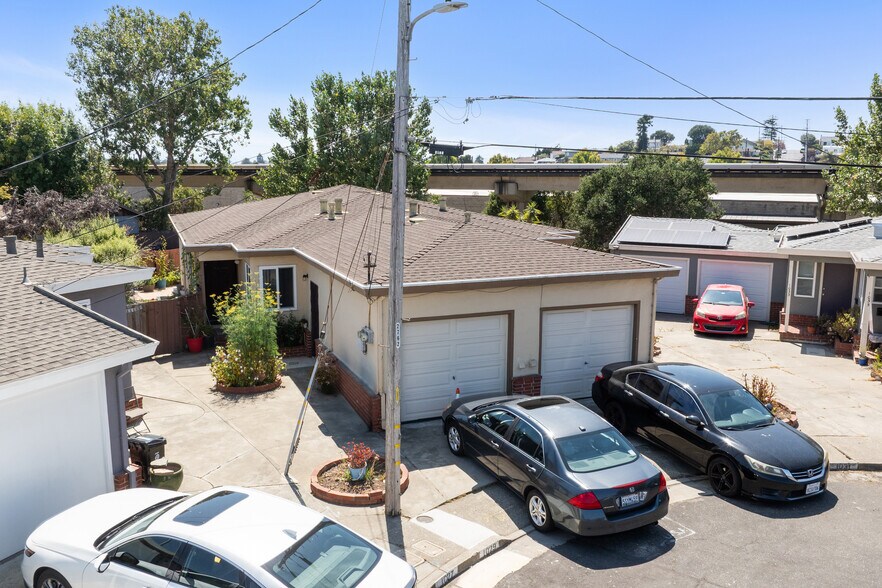 1029 Ranchito Ct, El Cerrito, CA à vendre - Photo de l’immeuble – Image 1 sur 8