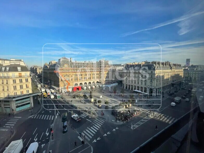 1 Rue De La Pépinière, Paris à louer - Photo de l’immeuble – Image 2 sur 10