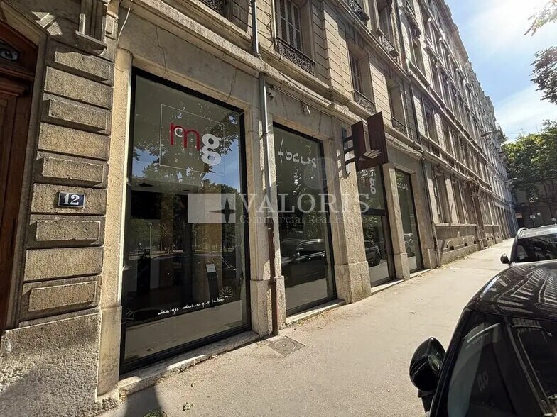 Local commercial dans Lyon à louer - Photo de l’immeuble – Image 3 sur 11