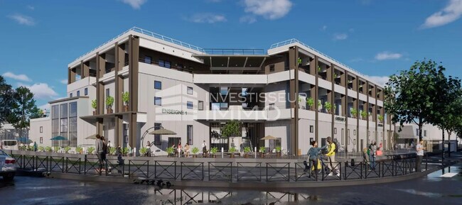 Plus de détails pour 81 Avenue Georges Clémenceau, Vaux-le-Pénil - Local commercial à louer