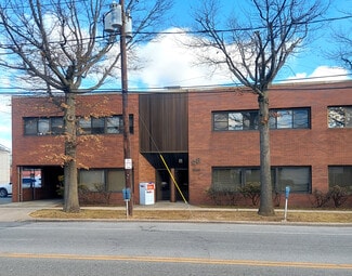 Plus de détails pour 98 Willis Ave, Mineola, NY - Bureau à louer
