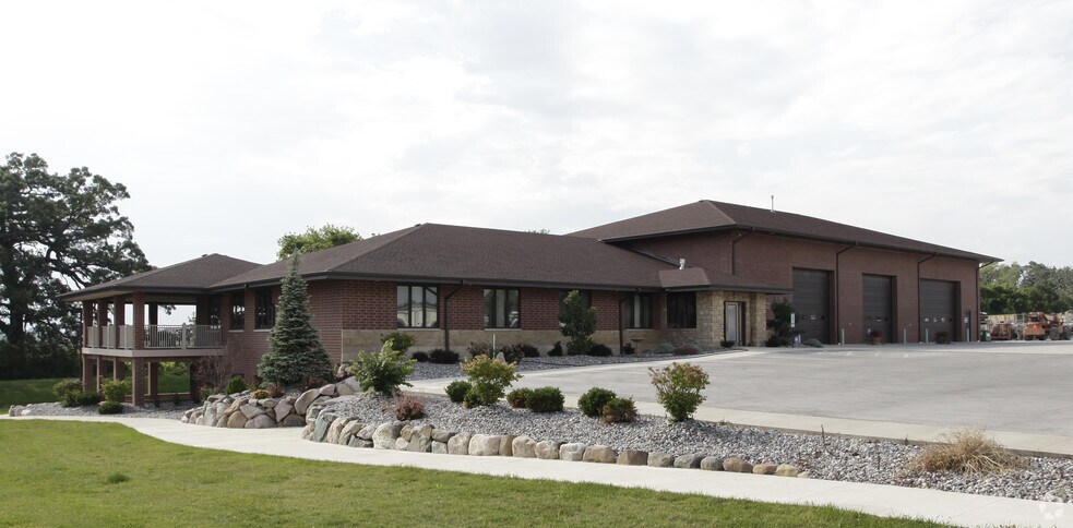 4330 Conifer Ct, Union Grove, WI à vendre - Photo de l’immeuble – Image 2 sur 12