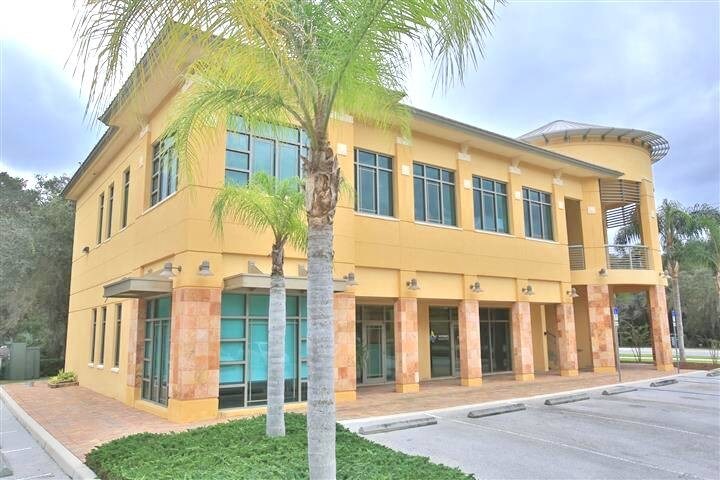 6 Meridian Home Ln, Palm Coast, FL à louer - Photo de l’immeuble – Image 2 sur 30