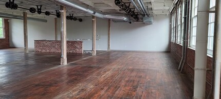 205 Manufacturers Rd, Chattanooga, TN à louer - Vidéo sur l’annonce professionnelle 