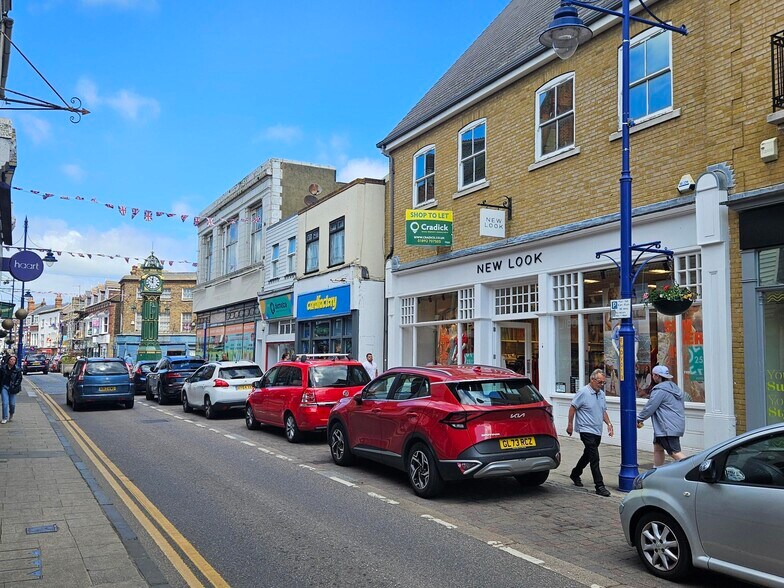 90-108 High St, Sheerness à louer - Photo de l’immeuble – Image 1 sur 1
