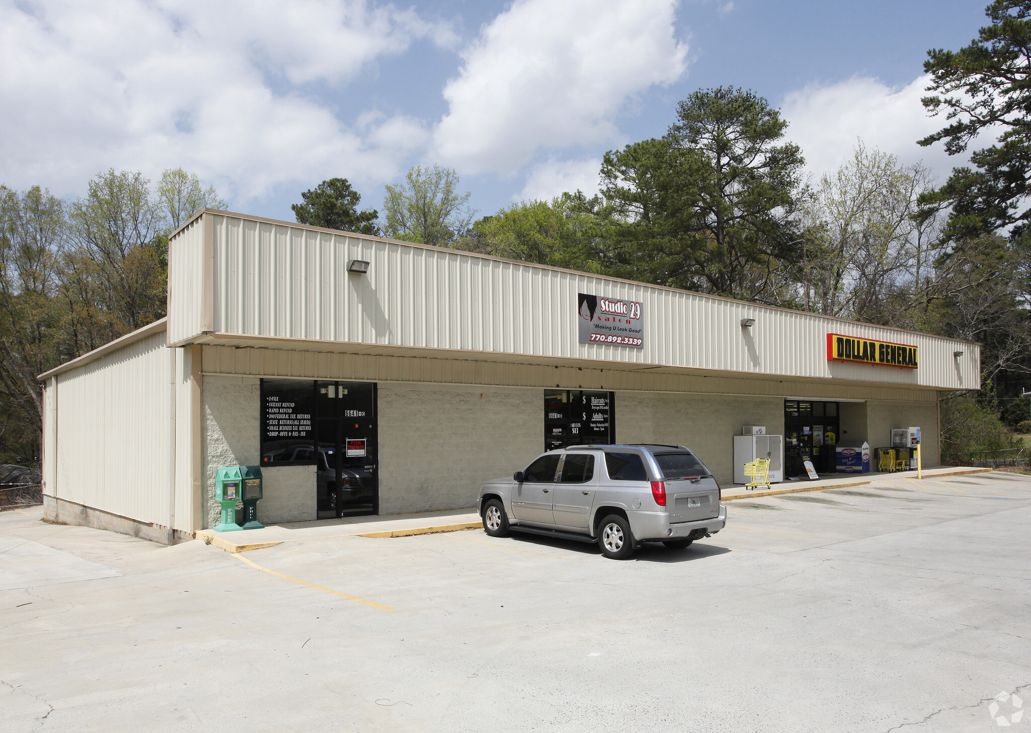 6641 Roosevelt Hwy, Union City, GA à louer Photo principale– Image 1 sur 14