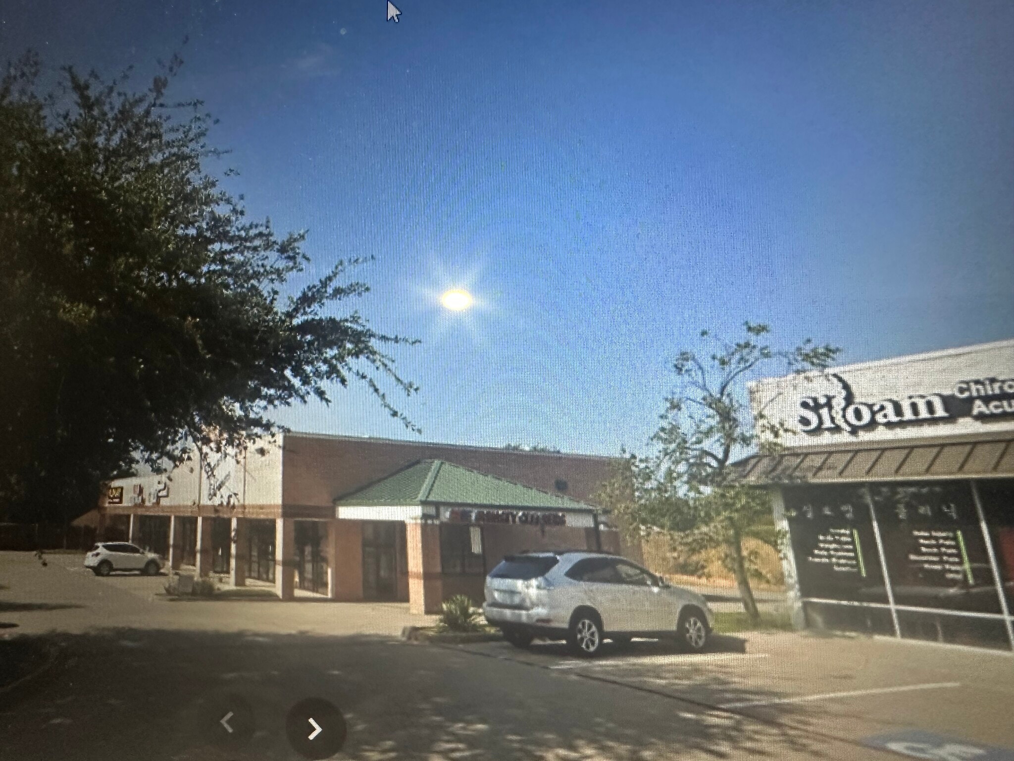 3039 Old Denton Rd, Carrollton, TX à louer Photo de l’immeuble– Image 1 sur 3